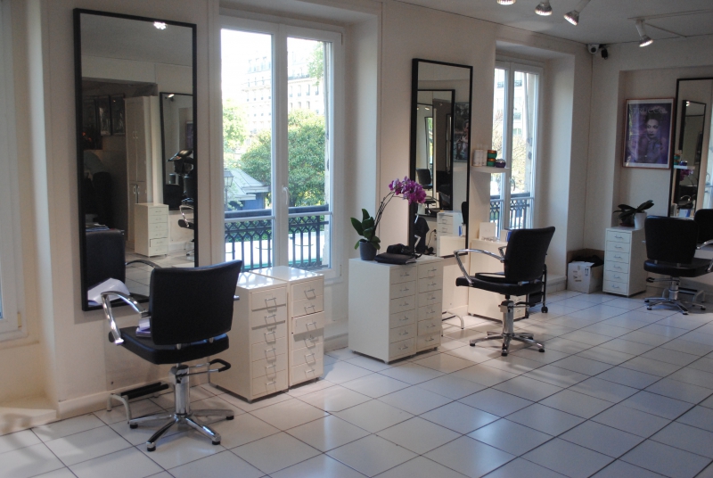 coiffure-VILLEFRANCHE SUR MER-min_floor-home-office-property-living-room-room-781228-pxhere.com